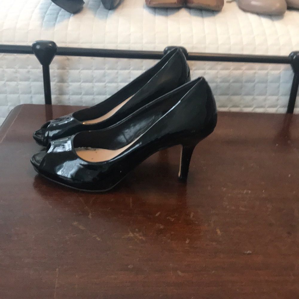 Size 8.5 patten leather open toed heels